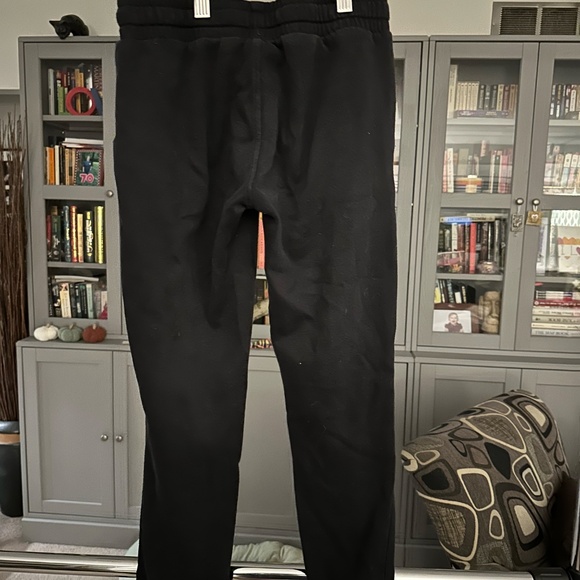 Bench sweats - Picture 2 of 3